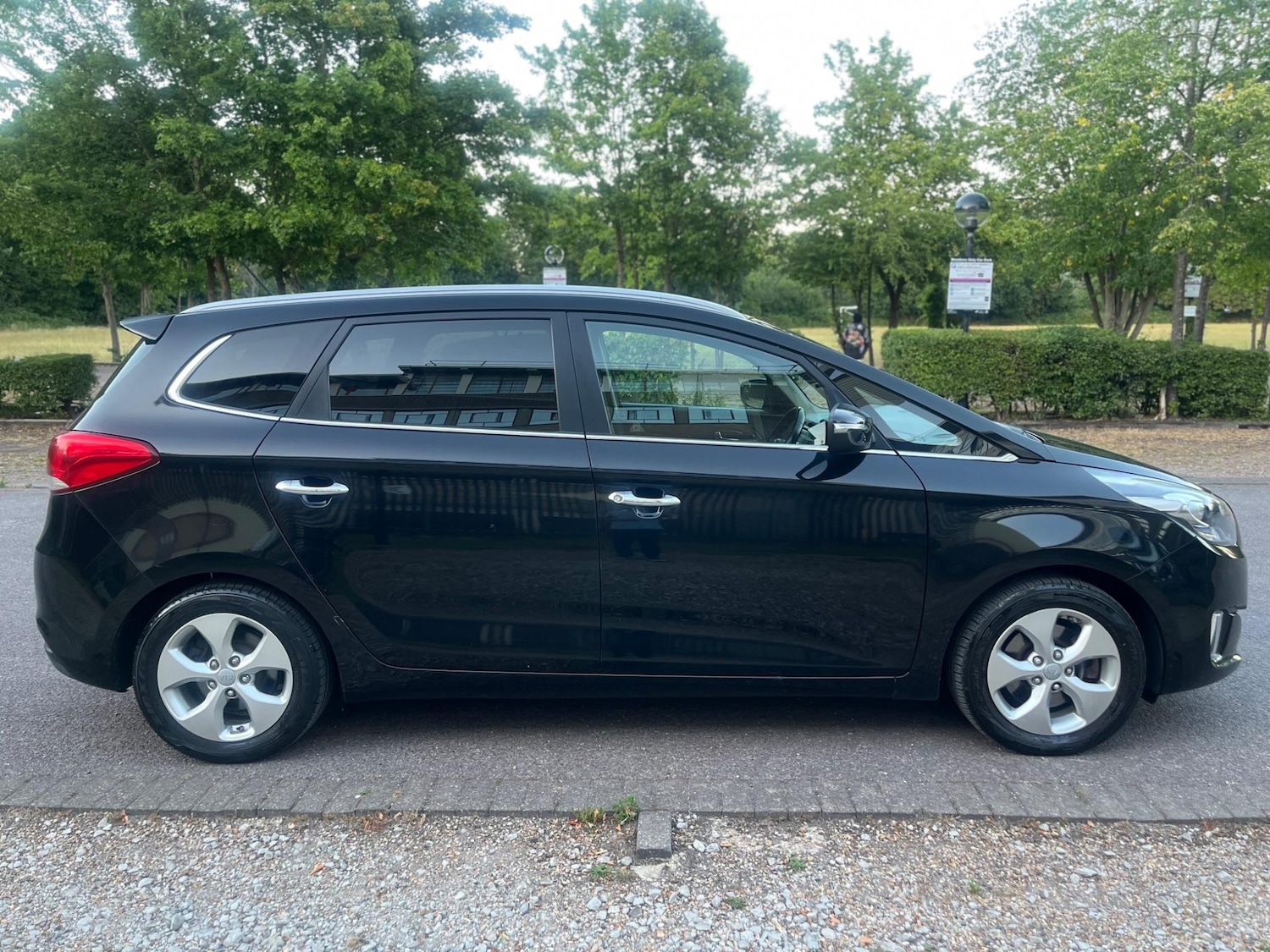 Used Kia Carens 2015 for sale - 76825034: Photo 6