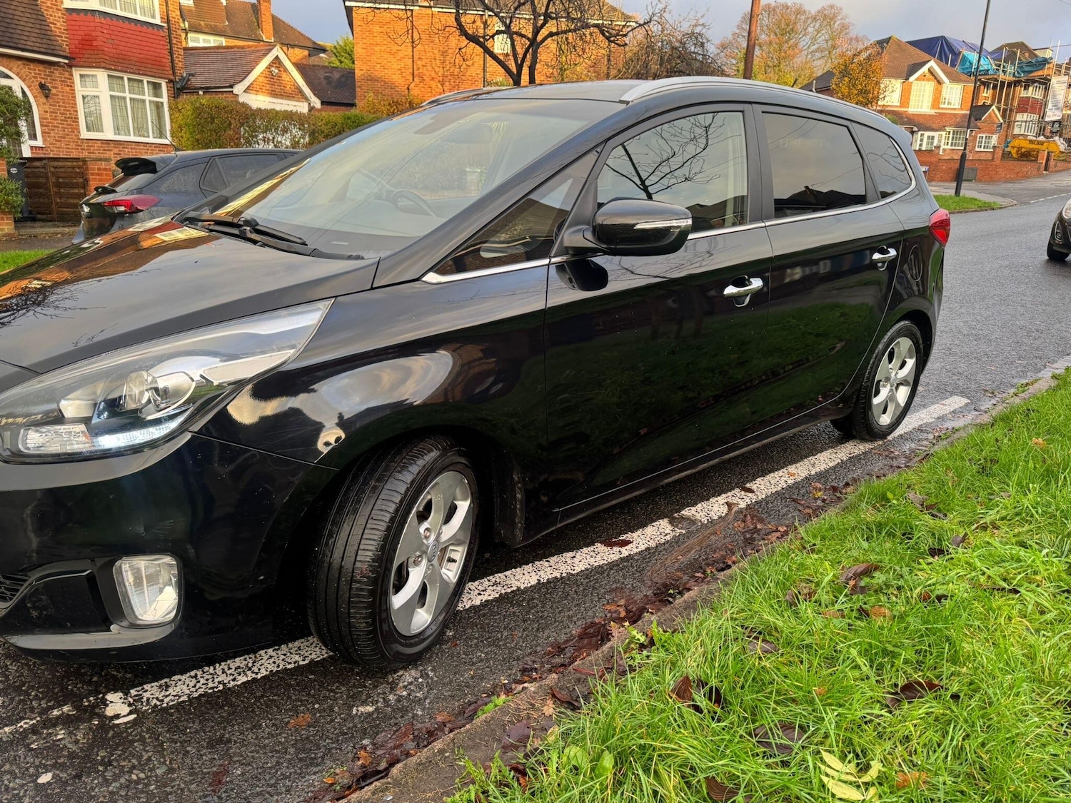 Used Kia Carens 2015 for sale - 76825034: Photo 61