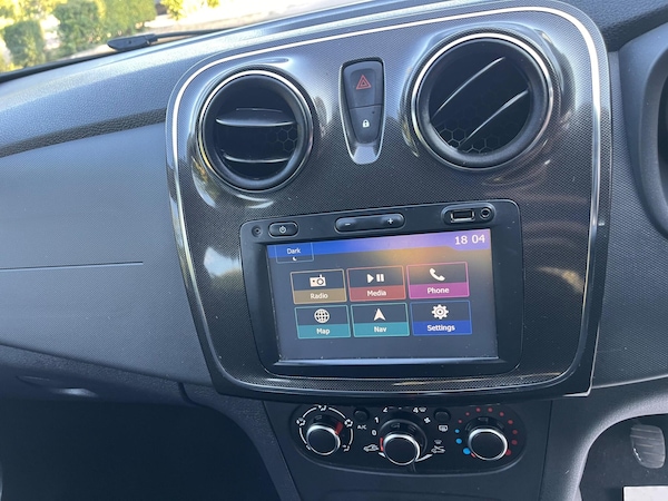 Used Dacia Sandero 2017 for sale - 75670114: Photo 12