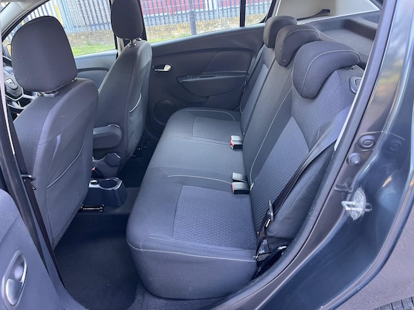 Used Dacia Sandero 2017 for sale - 75670114: Photo 31