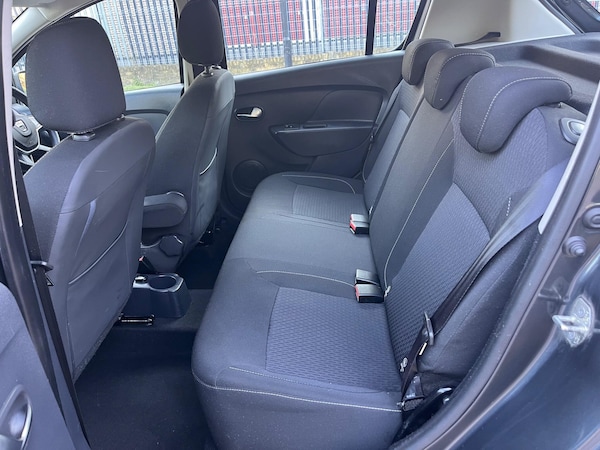 Used Dacia Sandero 2017 for sale - 75670114: Photo 32