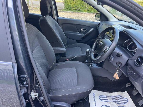 Used Dacia Sandero 2017 for sale - 75670114: Photo 38