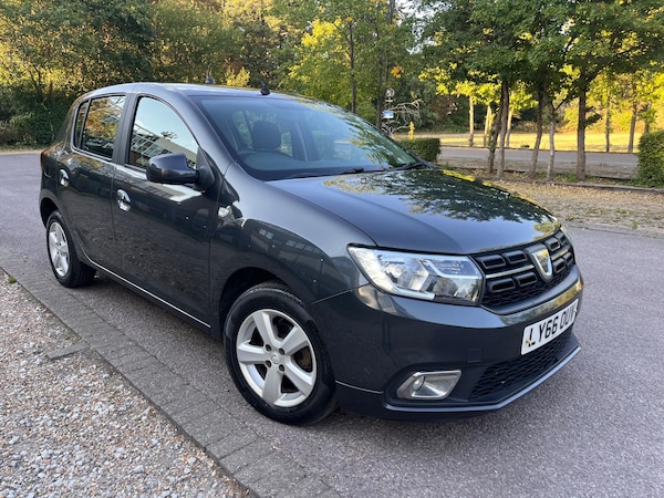 Used Dacia Sandero 2017 for sale - 75670114: Photo 4