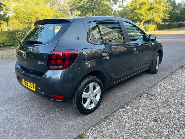 Used Dacia Sandero 2017 for sale - 75670114: Photo 6