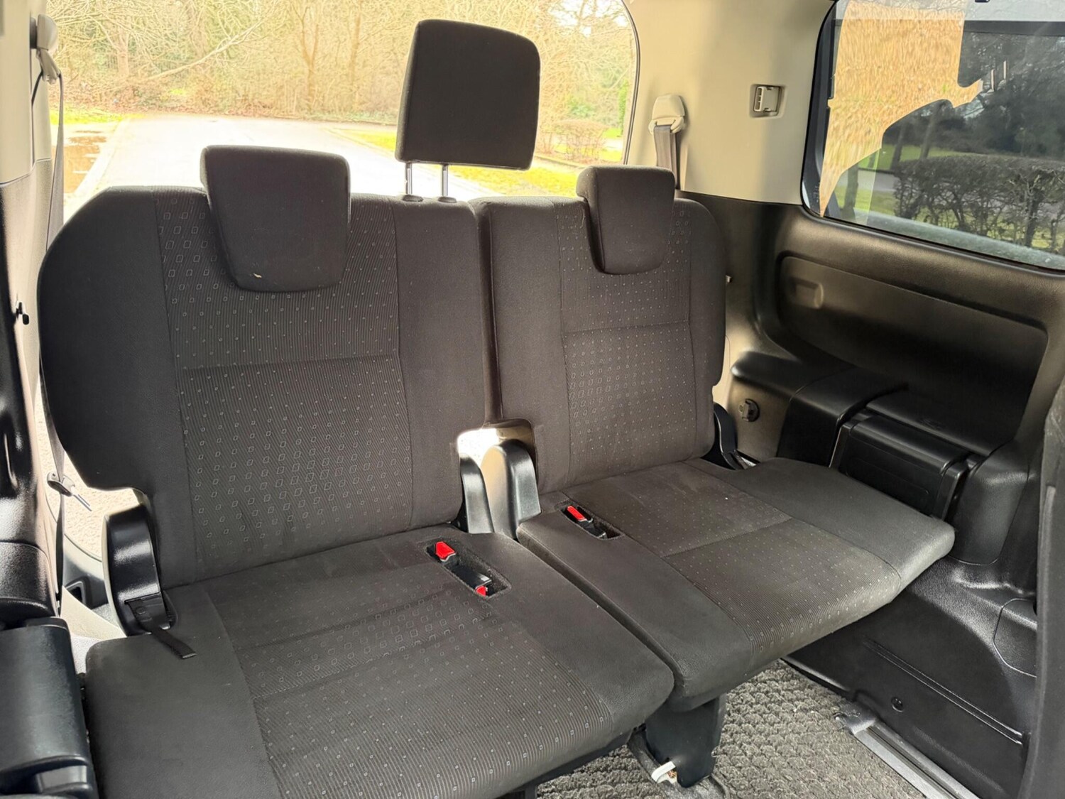 Used Toyota Voxy for sale - 77427575: Photo 32