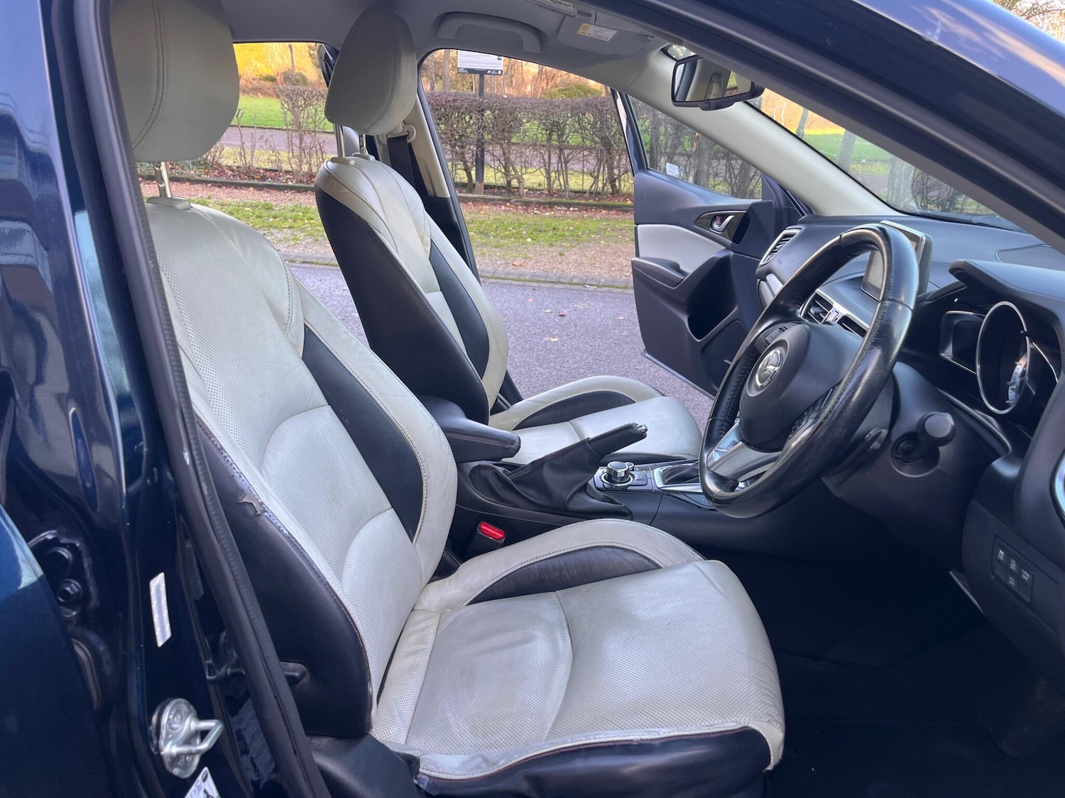 Used Mazda Mazda3 2016 for sale - 77017010: Photo 31