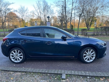 Used Mazda Mazda3 2016 for sale - 77017010: Photo