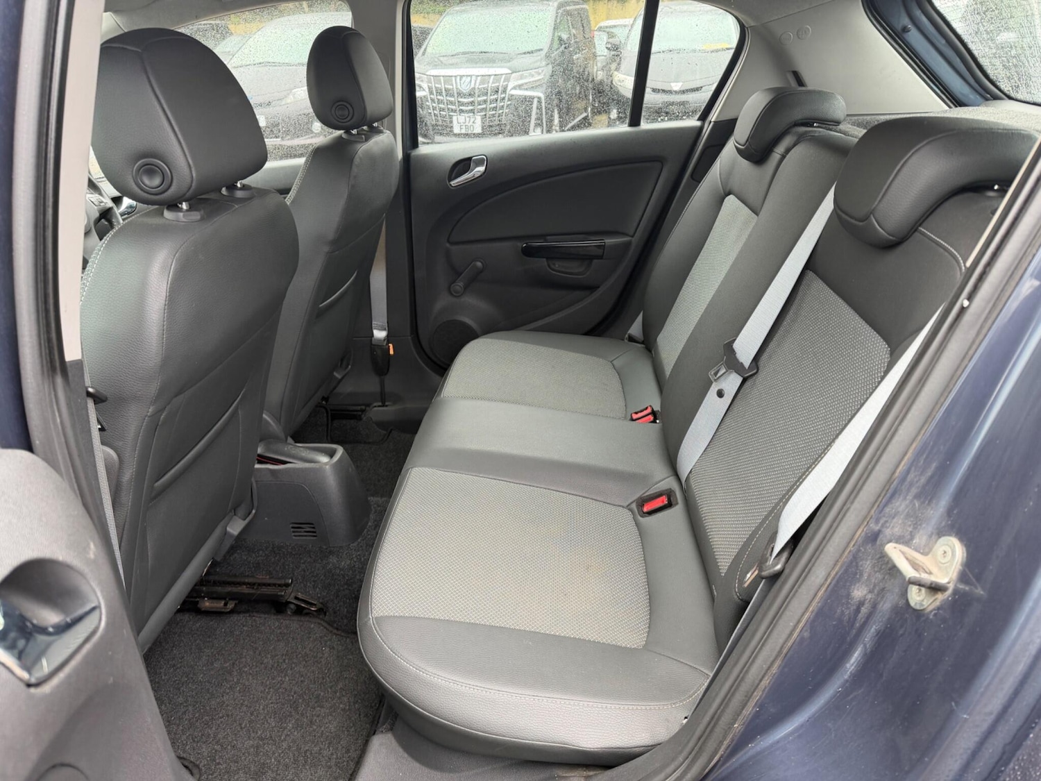 Used Vauxhall Corsa 2009 for sale - 77625909: Photo 25