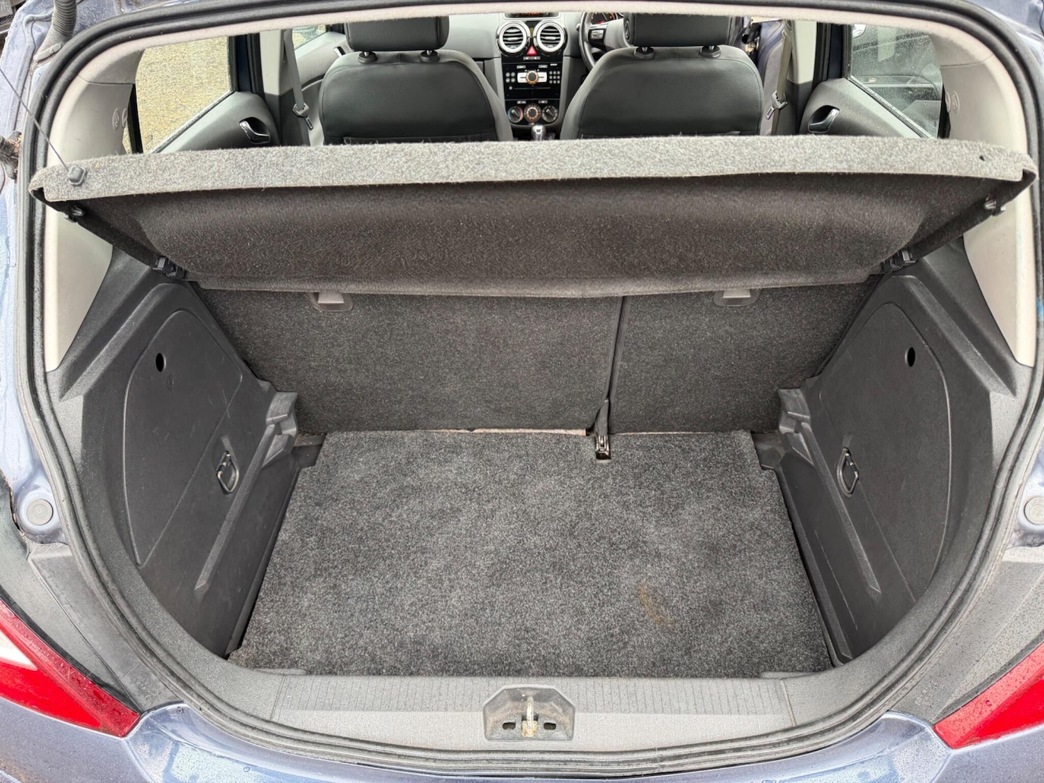 Used Vauxhall Corsa 2009 for sale - 77625909: Photo 33