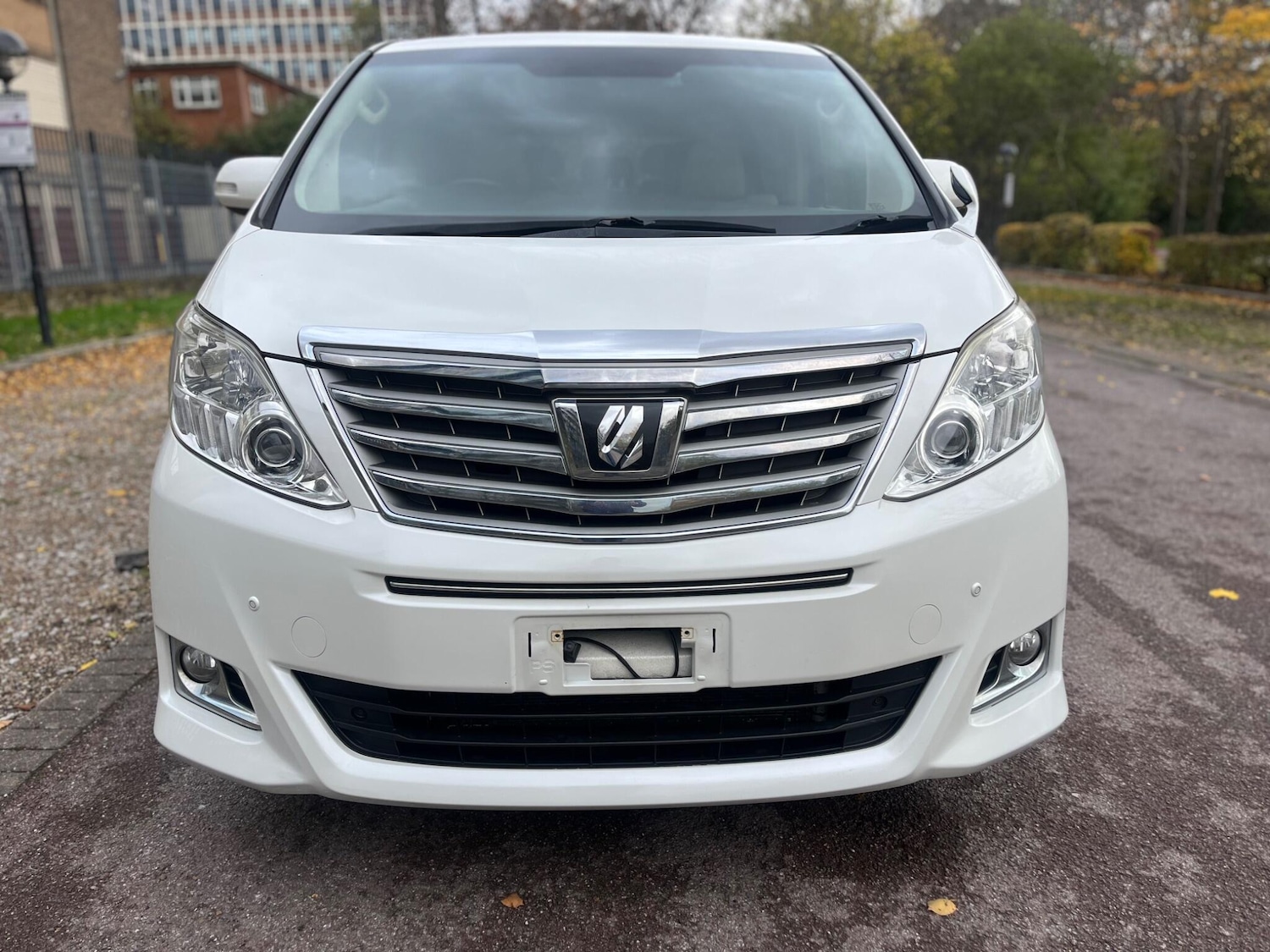 Used Toyota Alphard for sale - 76472449: Photo 14