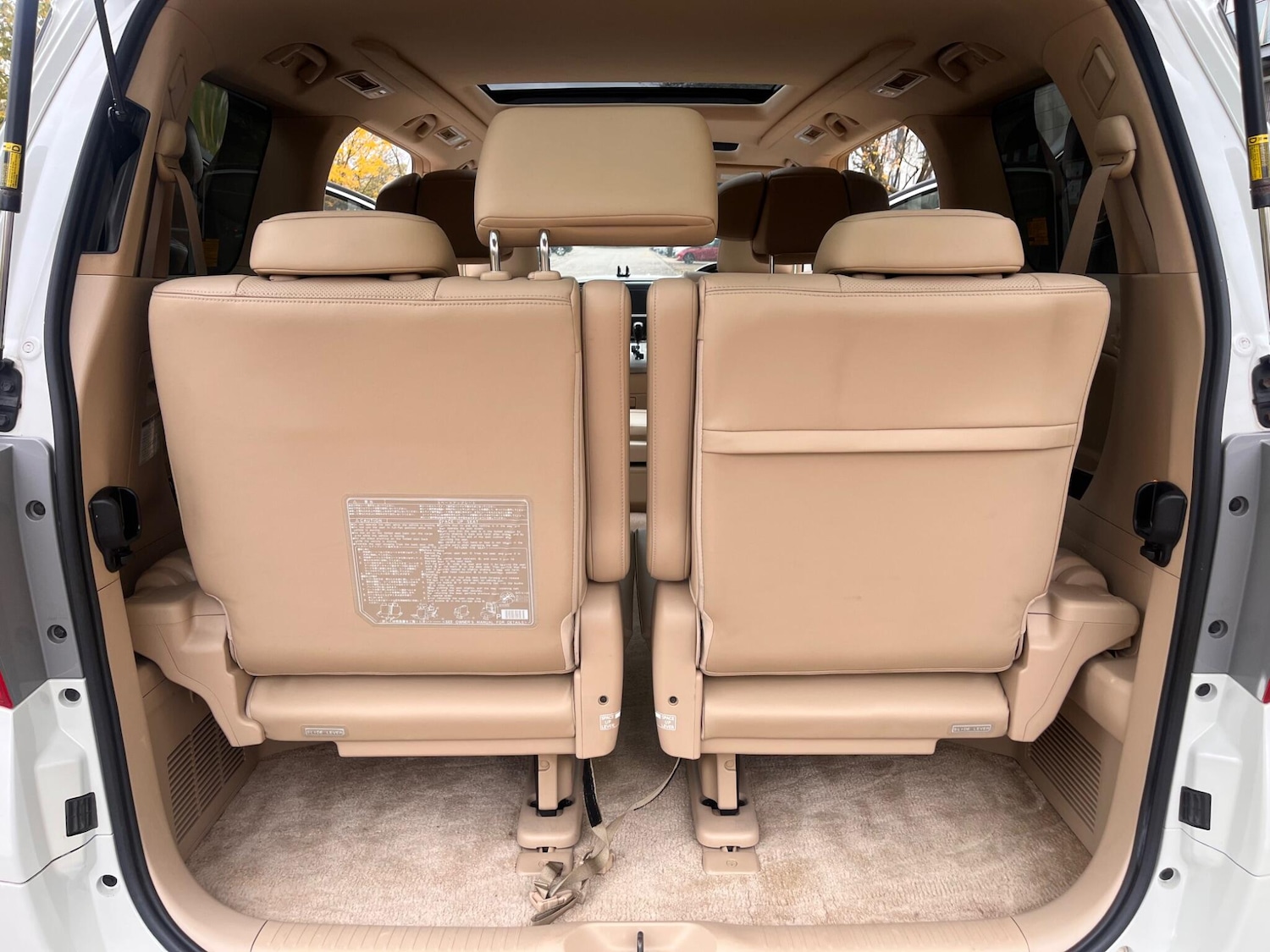 Used Toyota Alphard for sale - 76472449: Photo 44