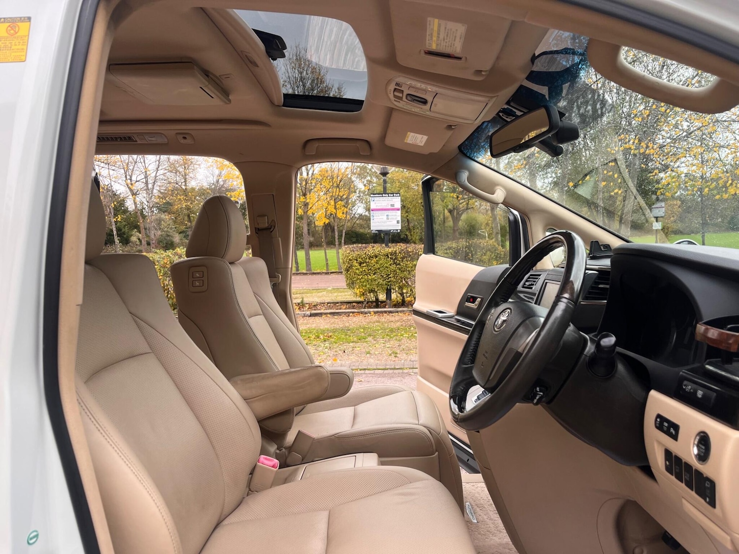 Used Toyota Alphard for sale - 76472449: Photo 6