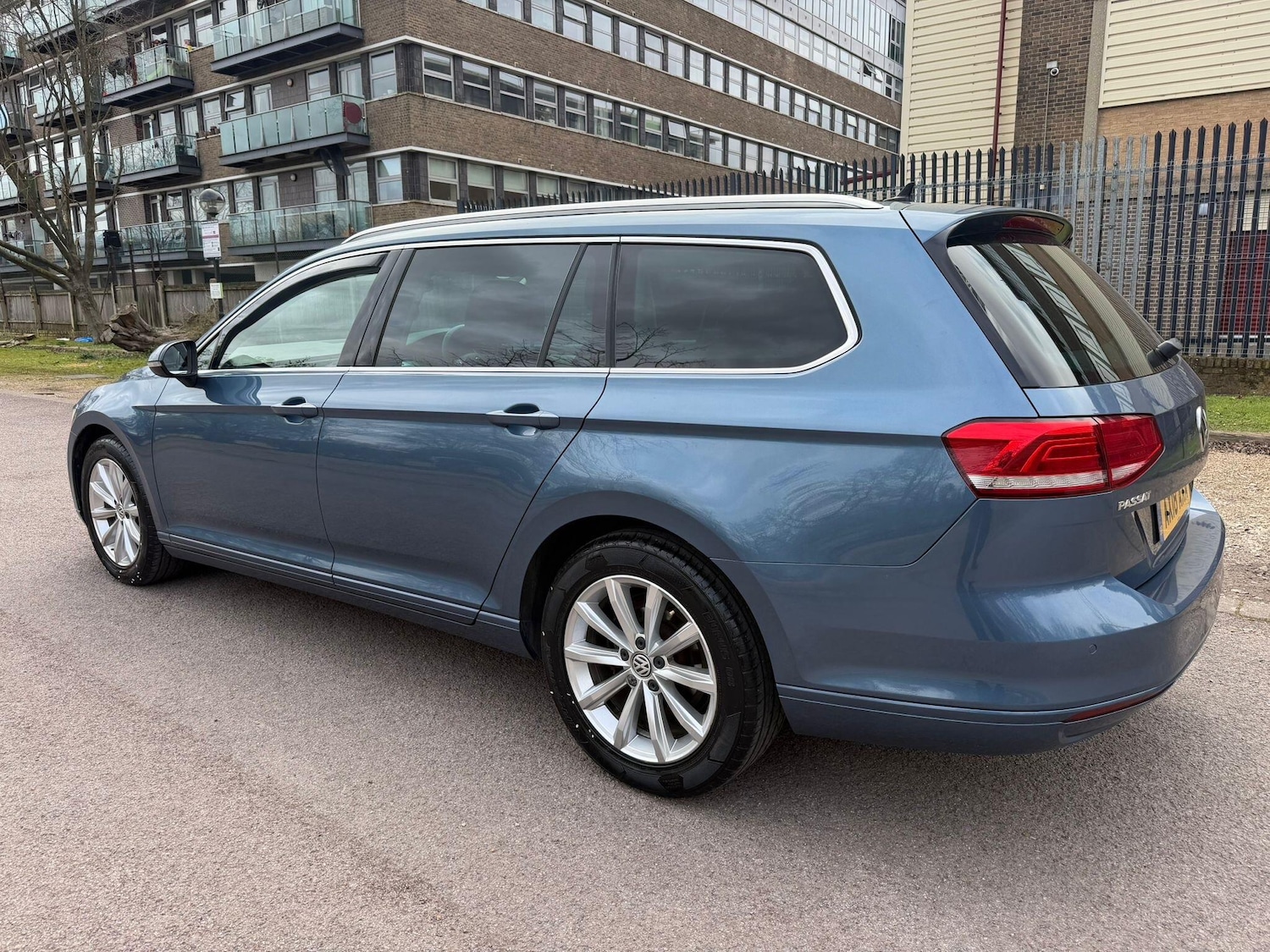 Used Volkswagen Passat 2018 for sale - 77898607: Photo 3