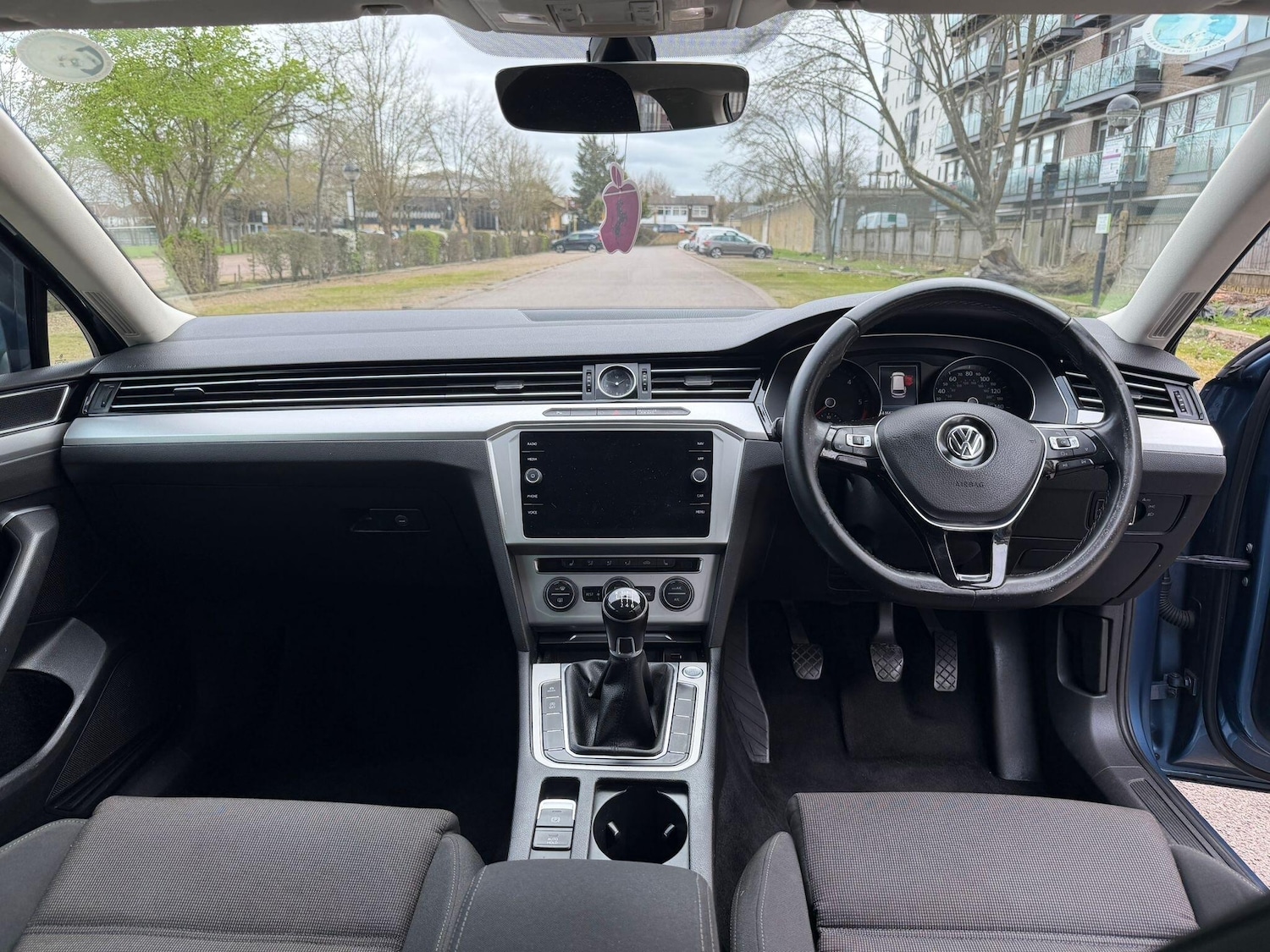 Used Volkswagen Passat 2018 for sale - 77898607: Photo 4