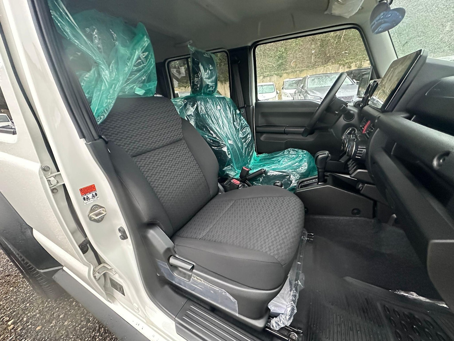 Used Suzuki Jimny for sale - 77166715: Photo 23