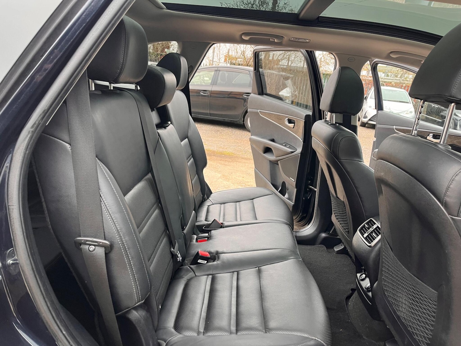 Used Kia Sorento 2018 for sale - 77066436: Photo 30