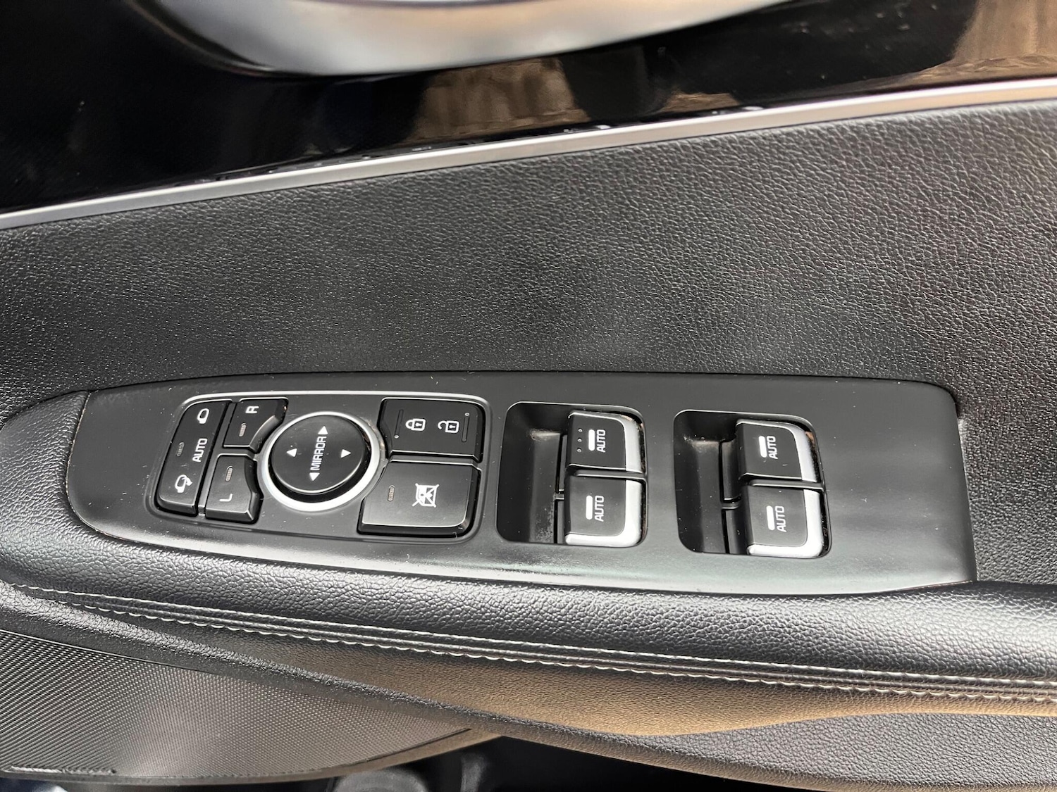 Used Kia Sorento 2018 for sale - 77066436: Photo 34