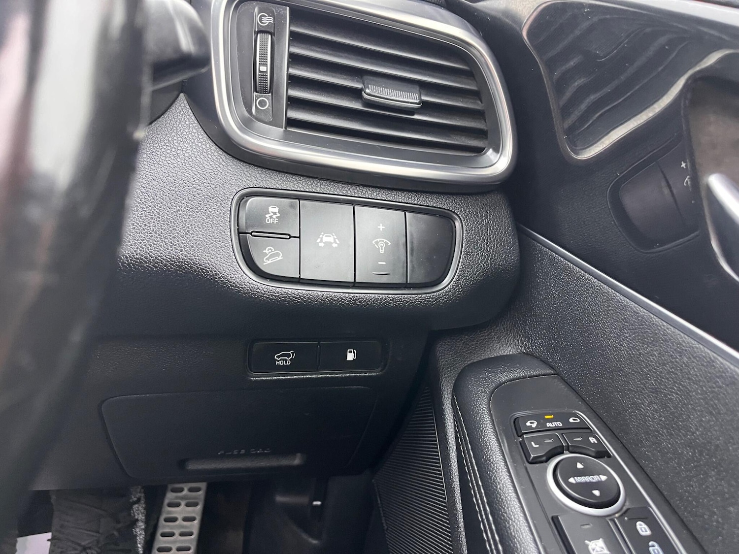 Used Kia Sorento 2018 for sale - 77066436: Photo 50