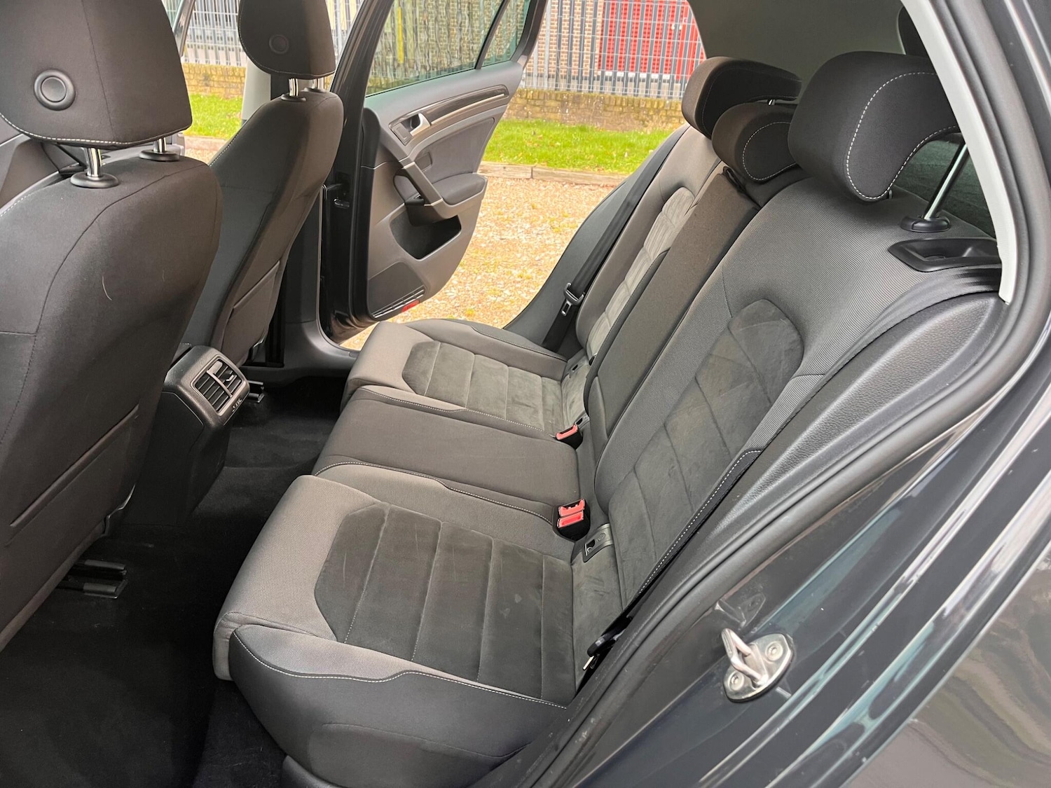 Used Volkswagen Golf 2019 for sale - 77084430: Photo 22