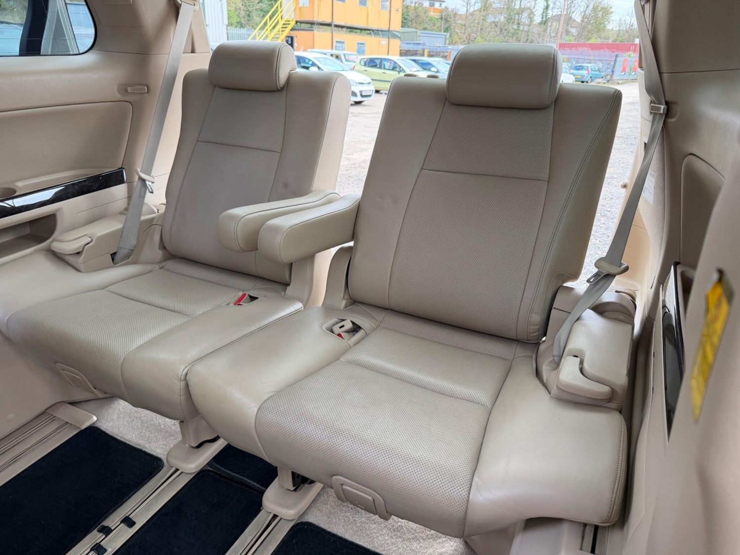 Used Toyota Alphard for sale - 78101499: Photo 11