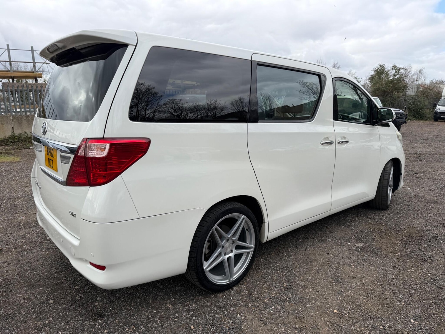 Used Toyota Alphard for sale - 78101499: Photo 15