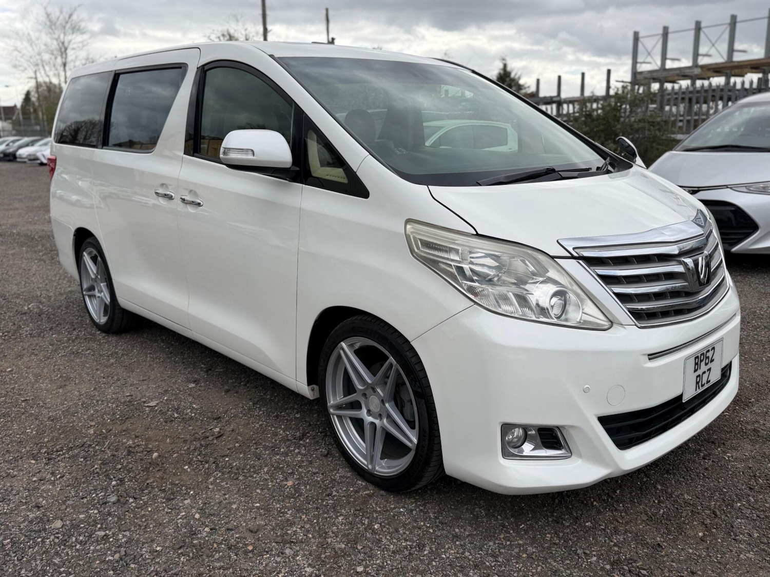 Used Toyota Alphard for sale - 78101499: Photo 18