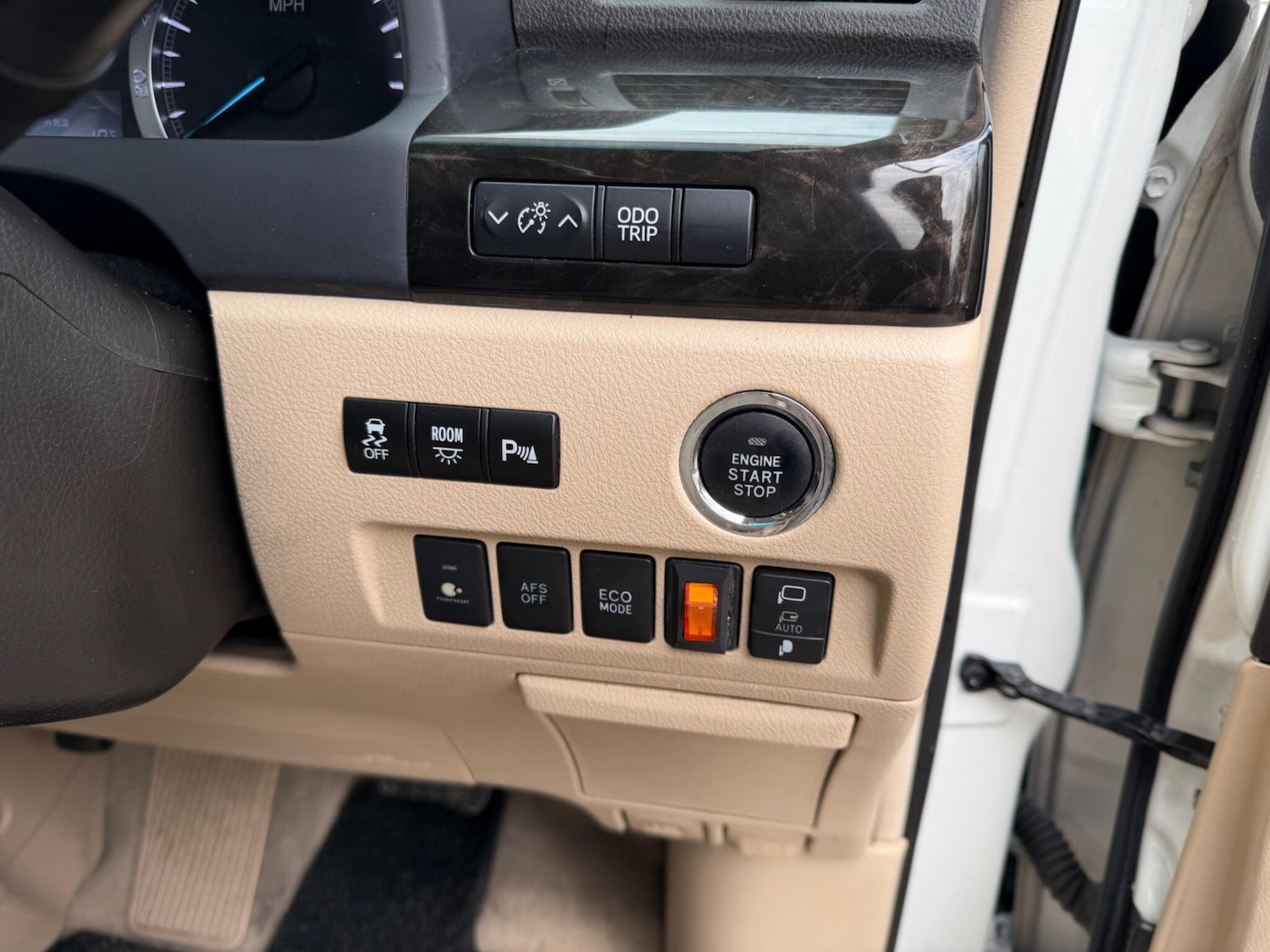 Used Toyota Alphard for sale - 78101499: Photo 42