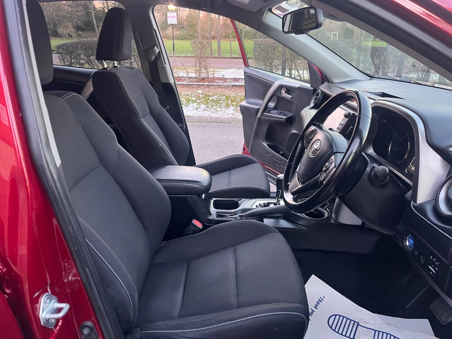 Used Toyota RAV4 2018 for sale - 77101826: Photo 28