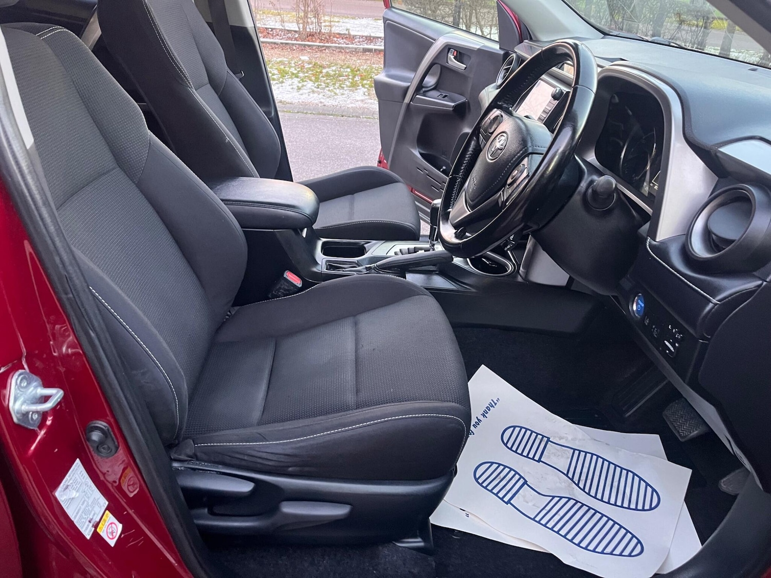 Used Toyota RAV4 2018 for sale - 77101826: Photo 9