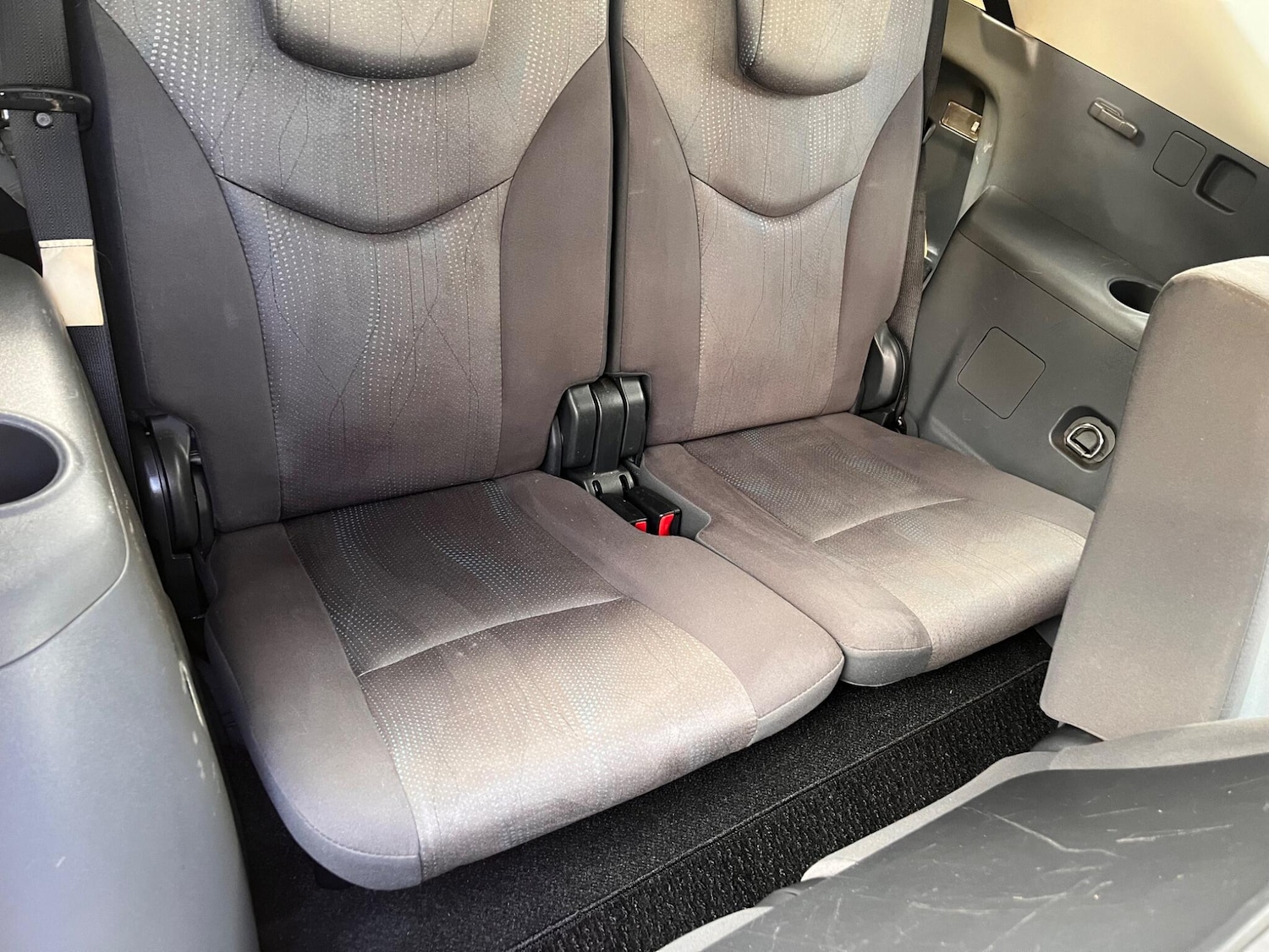 Used Toyota Prius+ for sale - 76441116: Photo 10