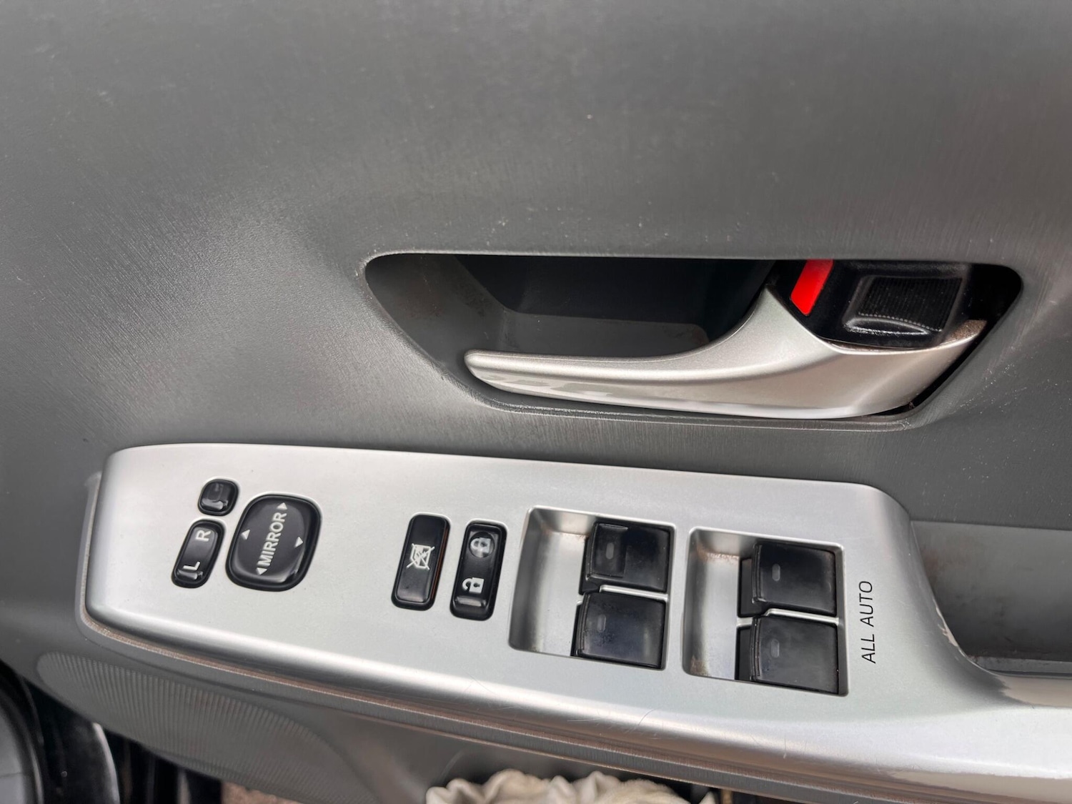 Used Toyota Prius+ for sale - 76441116: Photo 18