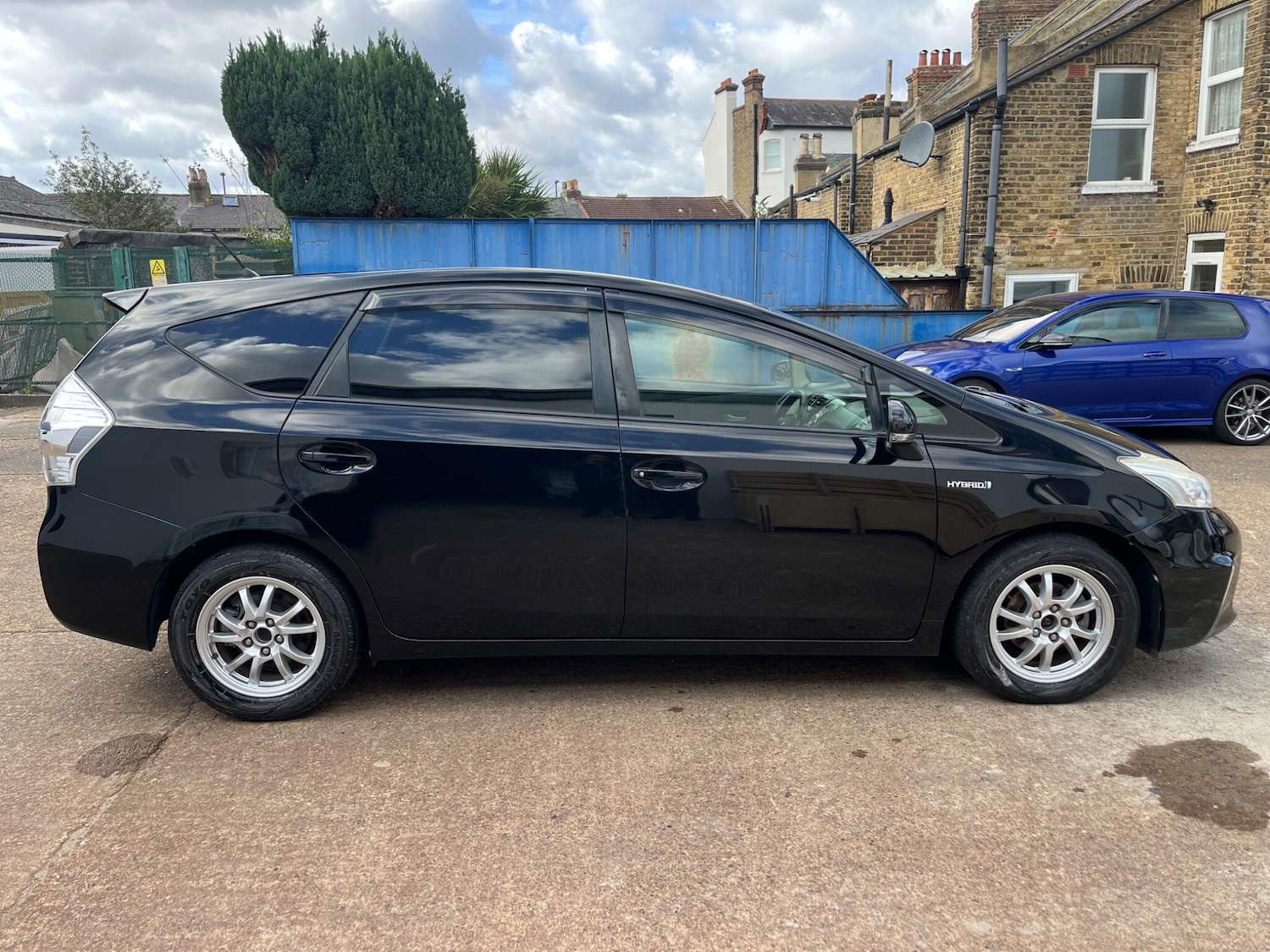 Used Toyota Prius+ for sale - 76441116: Photo 31