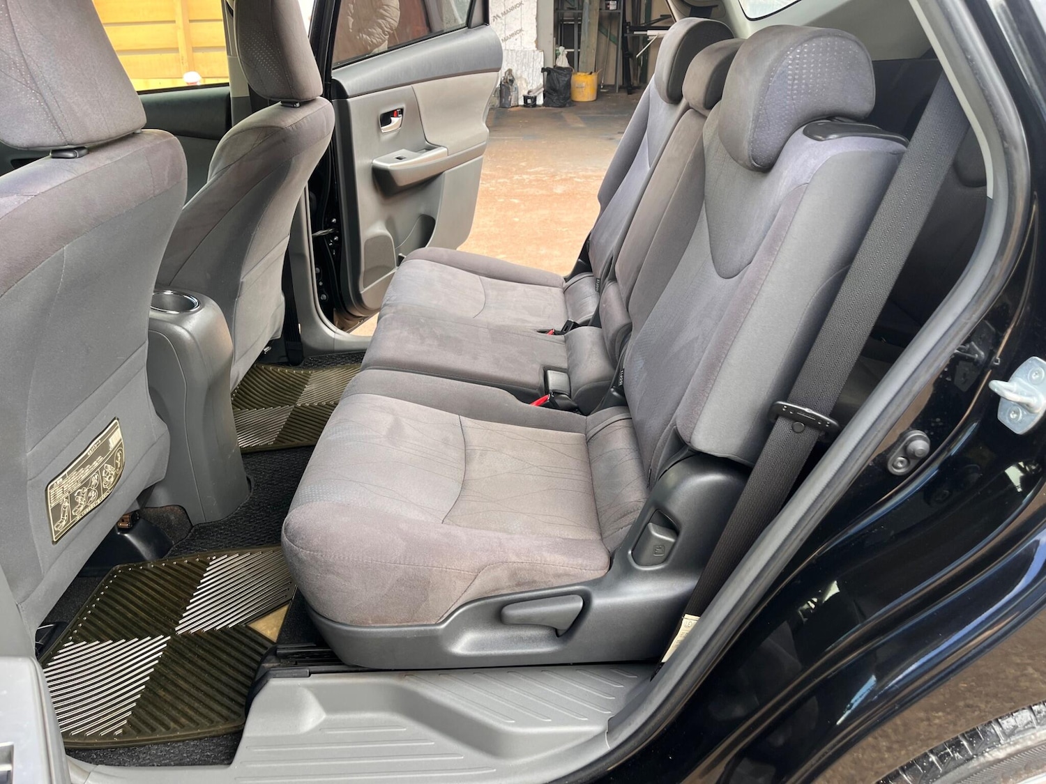 Used Toyota Prius+ for sale - 76441116: Photo 37