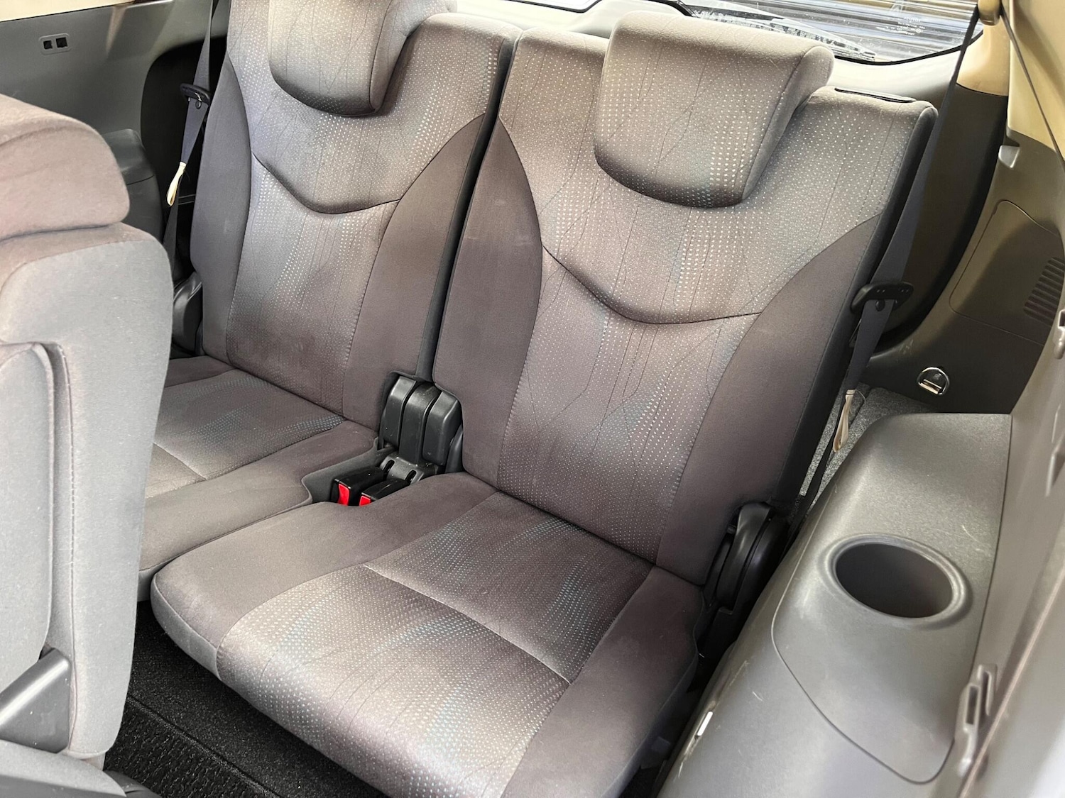 Used Toyota Prius+ for sale - 76441116: Photo 38