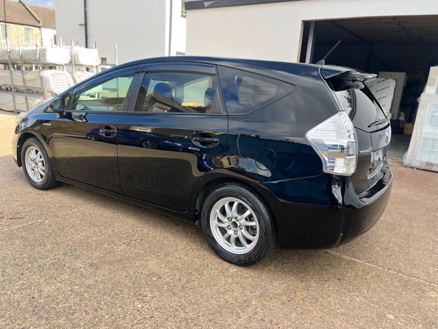 Used Toyota Prius+ for sale - 76441116: Photo 6