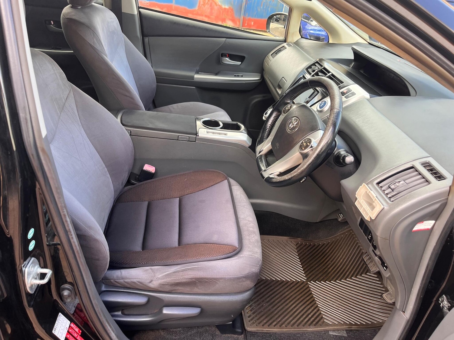 Used Toyota Prius+ for sale - 76441116: Photo 9