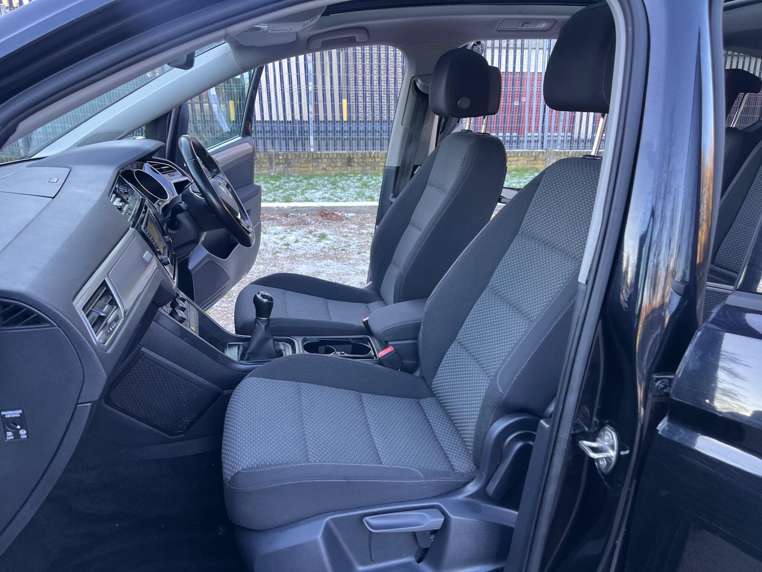 Used Volkswagen Touran 2016 for sale - 77090846: Photo 7