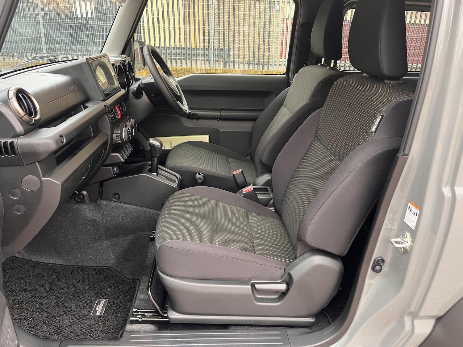 Used Suzuki Jimny for sale - 76667378: Photo 18