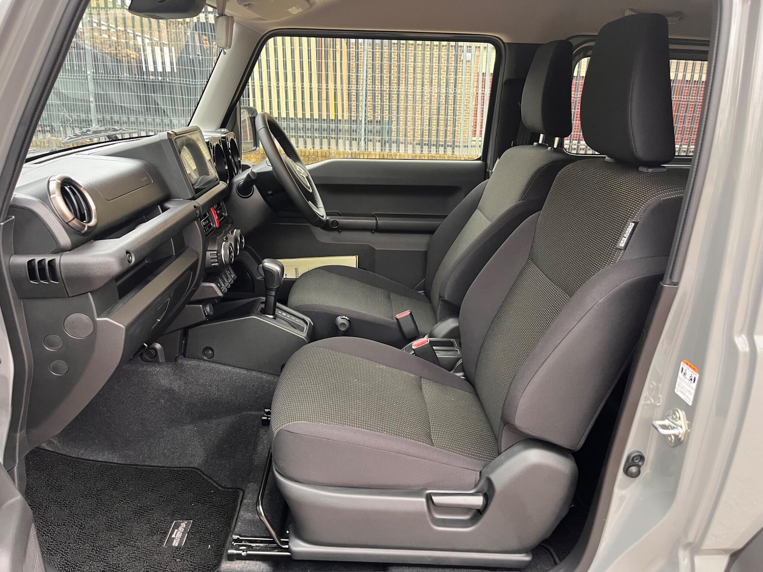 Used Suzuki Jimny for sale - 76667378: Photo 19