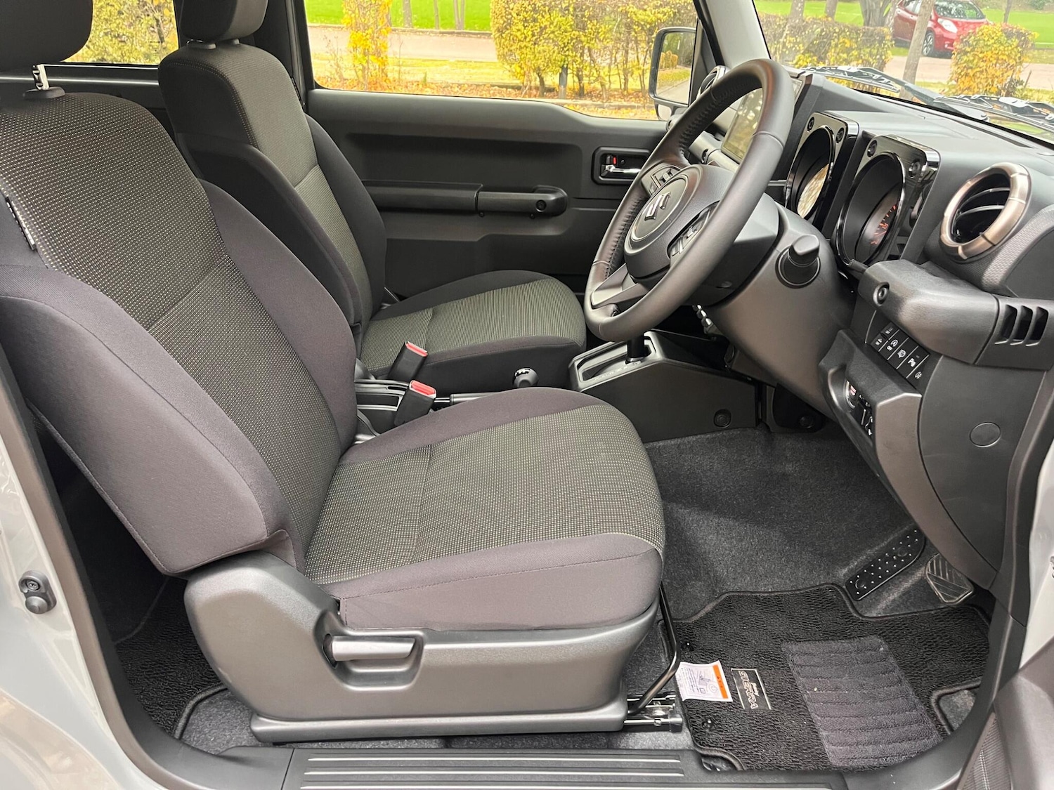 Used Suzuki Jimny for sale - 76667378: Photo 27