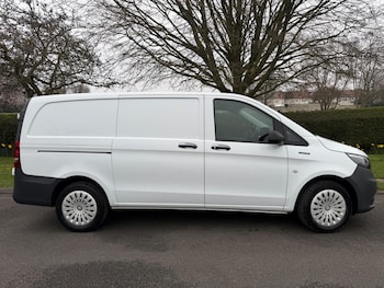 Used Mercedes-Benz Vito 2021 for sale - 77799121: Photo