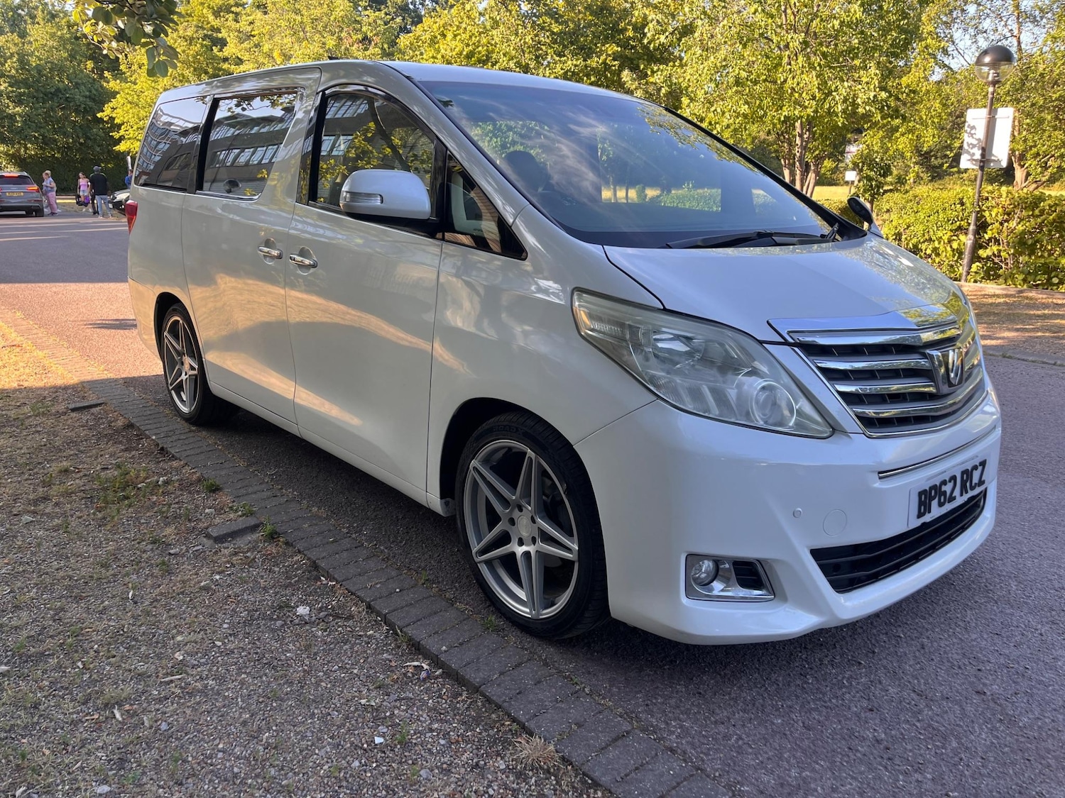 Used Toyota Alphard 2023 for sale - 76965370: Photo 14