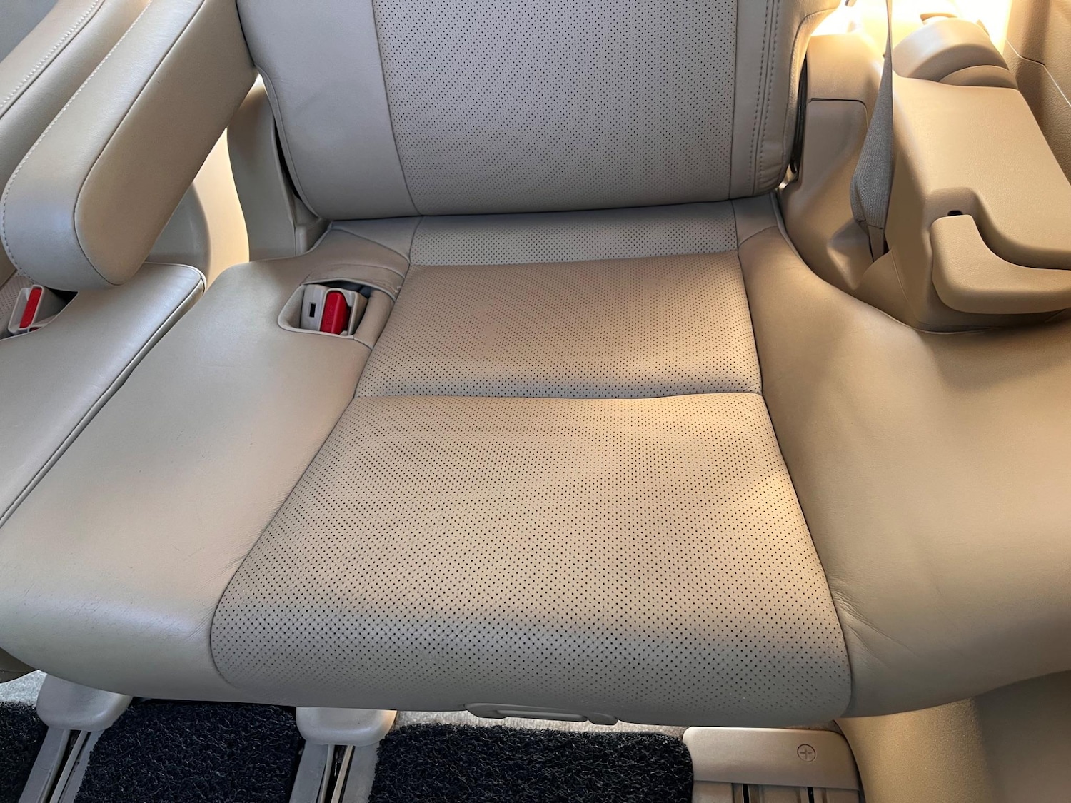 Used Toyota Alphard 2023 for sale - 76965370: Photo 34