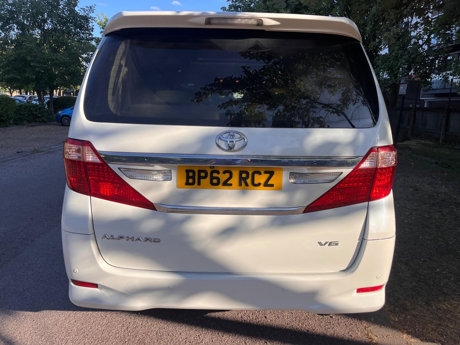 Used Toyota Alphard 2023 for sale - 76965370: Photo 38