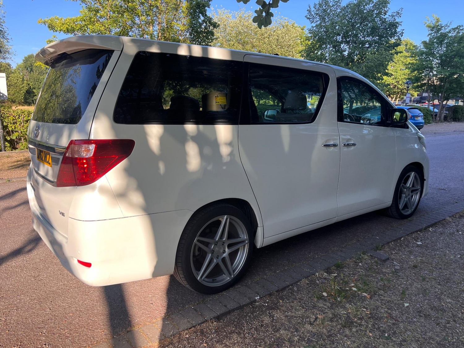 Used Toyota Alphard 2023 for sale - 76965370: Photo 45