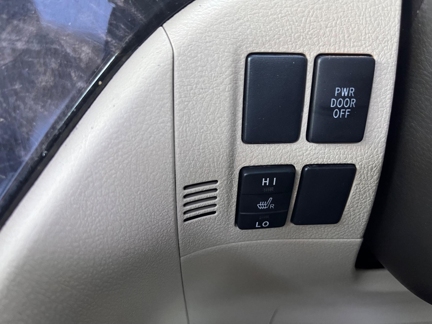 Used Toyota Alphard 2023 for sale - 76965370: Photo 57