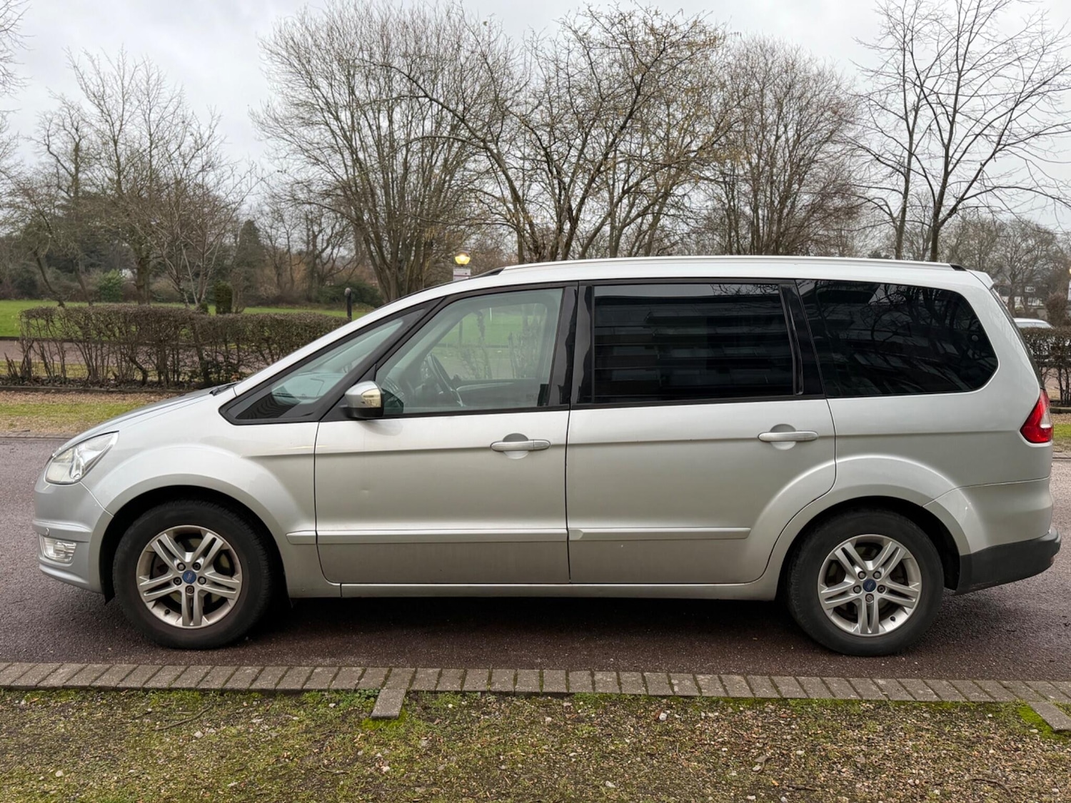 Used Ford Galaxy 2011 for sale - 77412124: Photo 10