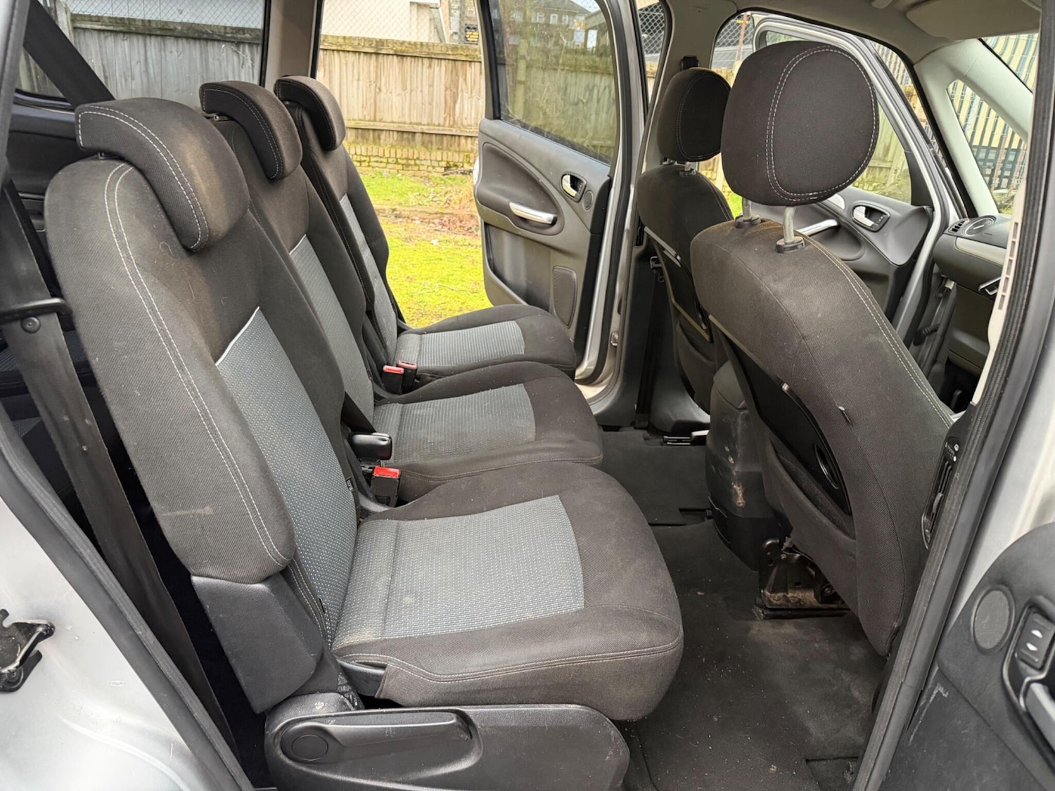 Used Ford Galaxy 2011 for sale - 77412124: Photo 19