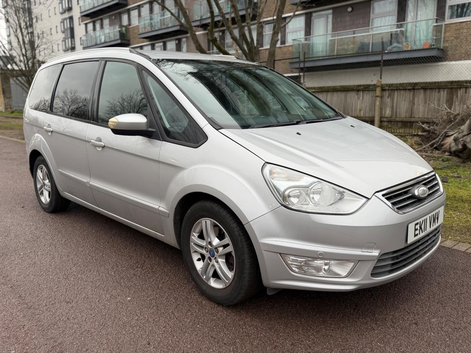 Used Ford Galaxy 2011 for sale - 77412124: Photo 2
