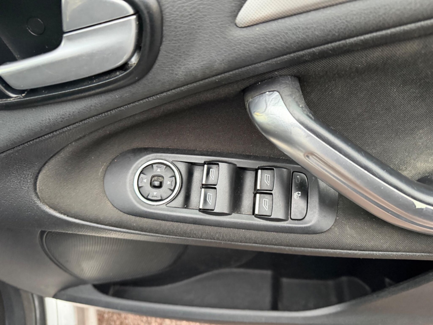 Used Ford Galaxy 2011 for sale - 77412124: Photo 25